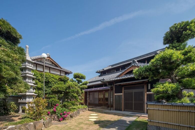 Sano-san-chi-waraku