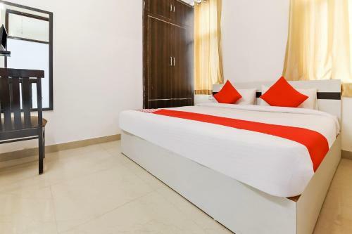 Hotel Collection O 26759 Near Bal Vikas Public School