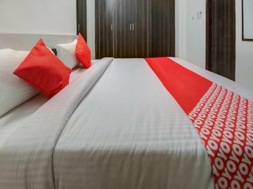 Hotel Collection O 26759 Near Bal Vikas Public School