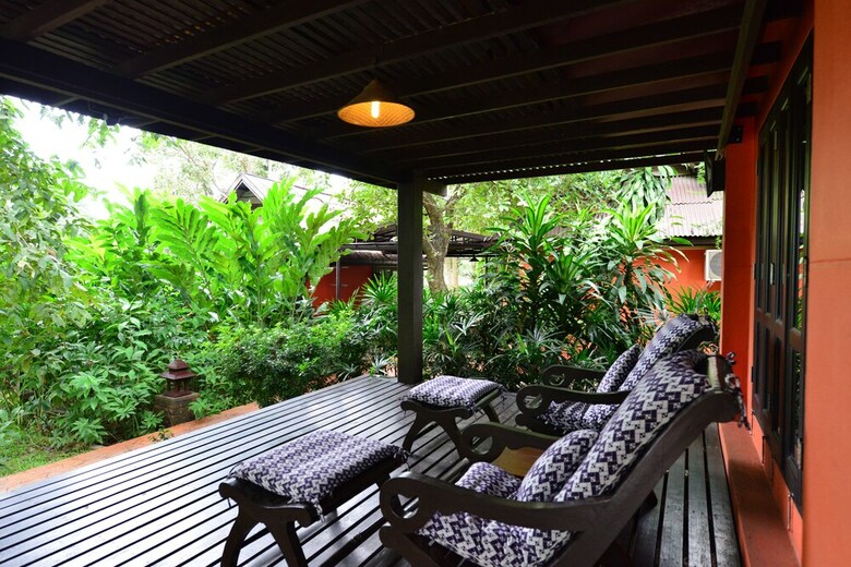 Hotel Baan Nai Soi Homestay