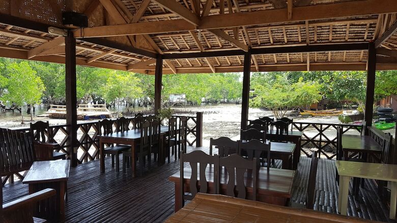 Hotel Talikud Island Mangrove Beach Resort