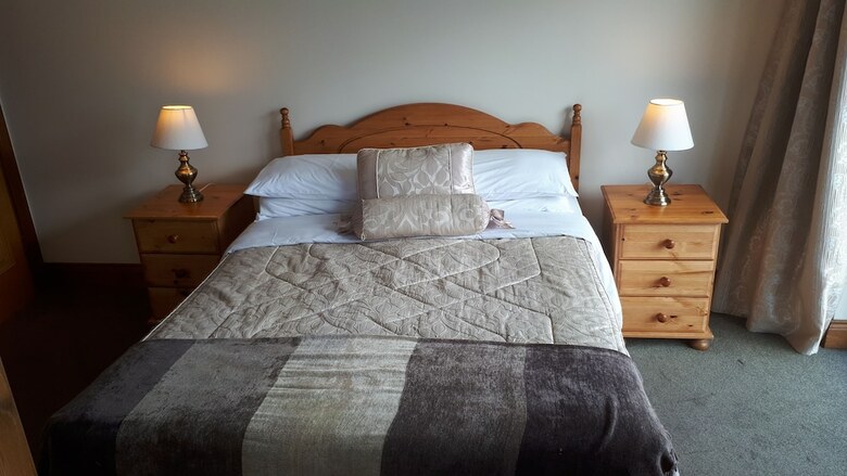 Hotel Dingle Harbour Nights