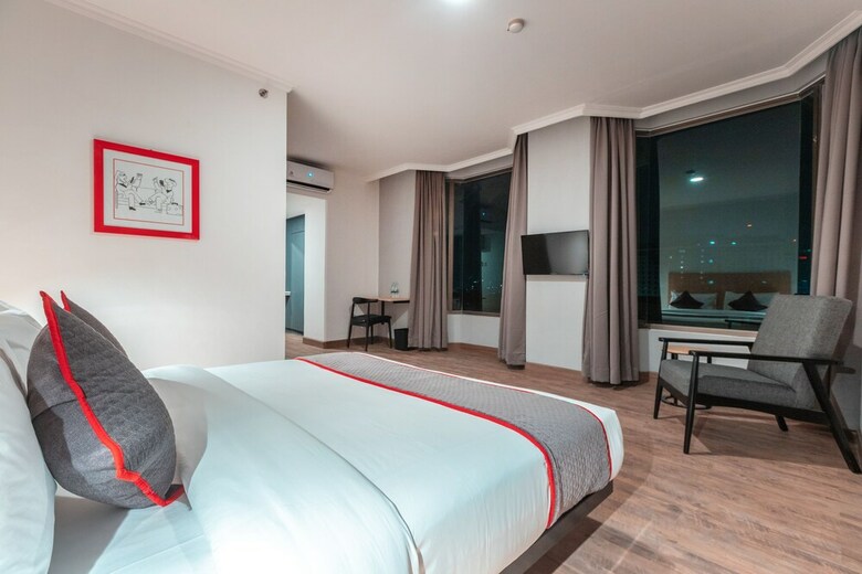 Oyo Townhouse 2 Hotel Gunung Sahari