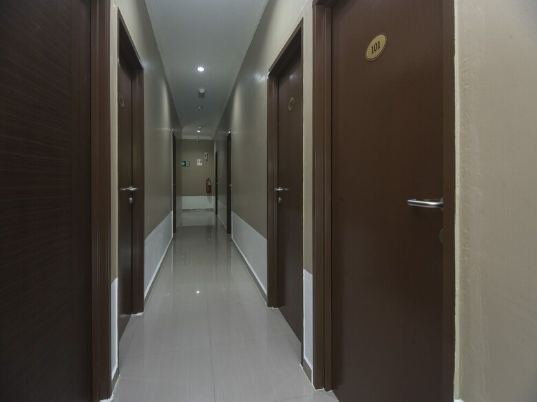 Hotel Oyo 1180 Village View Motel