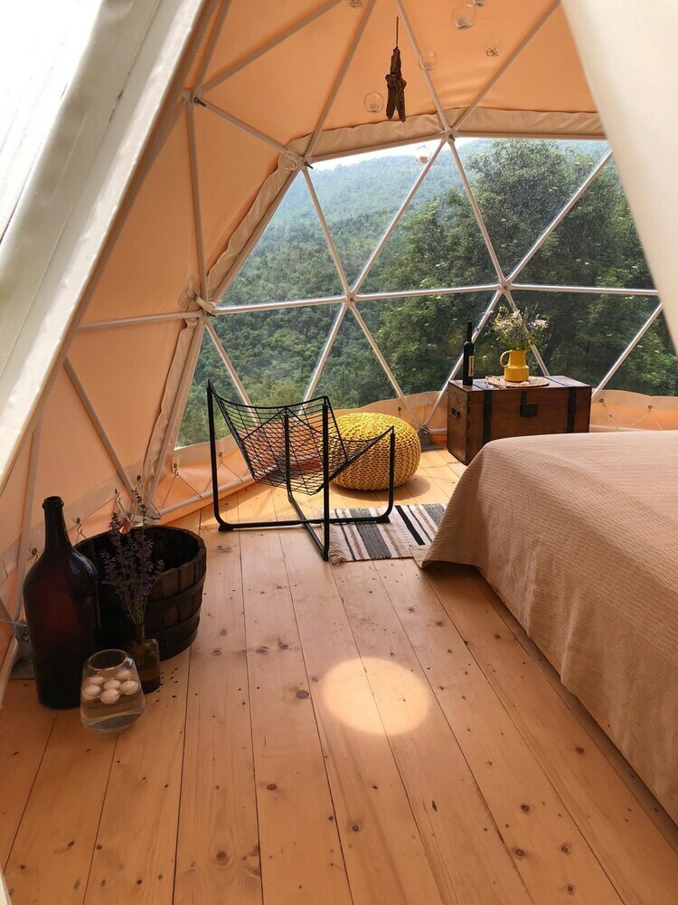 Gaia Spheres - Glamping