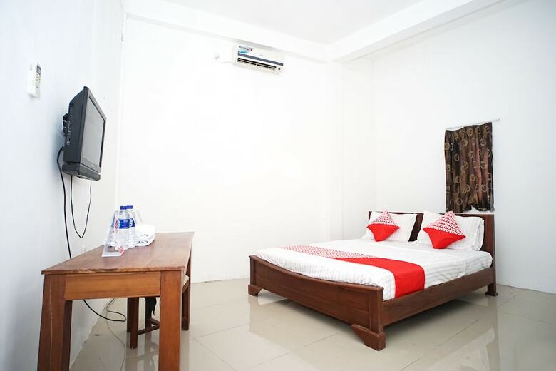 Hostal Oyo 1034 Pondok Mulia Guest House
