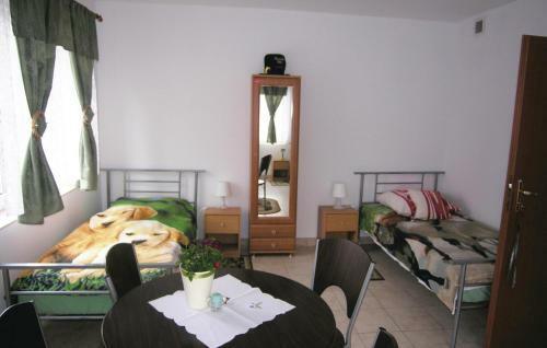 Four-bedroom Holiday Home Chelmno With A Fireplace 07