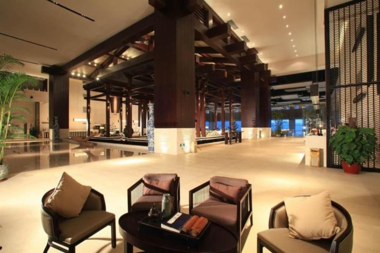 Heyuan Mels Welton Evergreen Lake Hotel