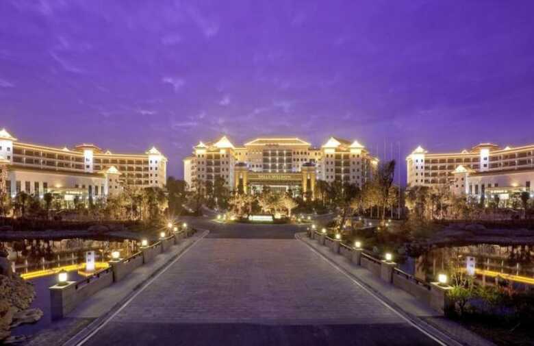 Heyuan Mels Welton Evergreen Lake Hotel