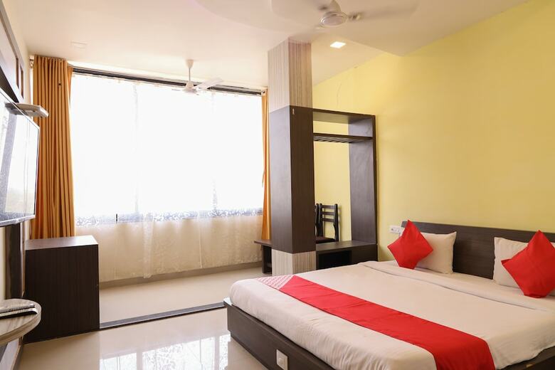 Oyo 35868 Hotel Sunrise N Resorts