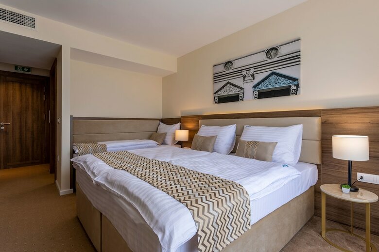 Hotel Nais