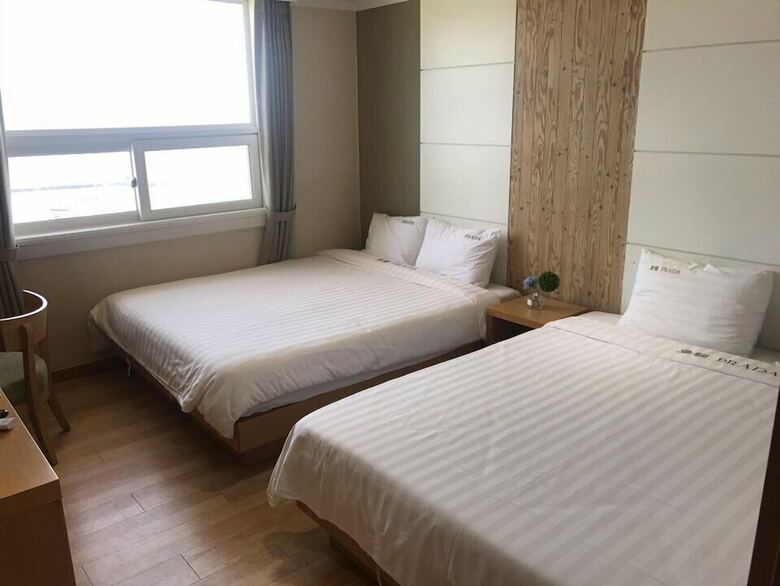 Prada Hotel & Pension
