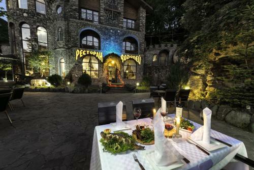 Hotel Fort Evrika