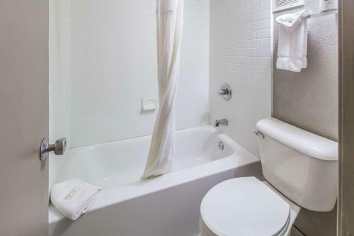 Hotel Clarion Inn