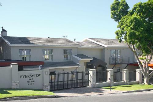 Hostal Eversview Guesthouse