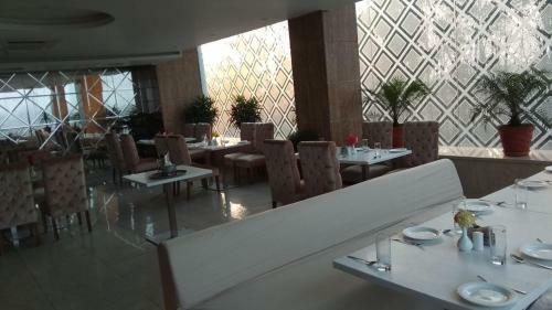 Hotel Pacific