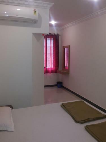 Hotel Nachiappa Palace