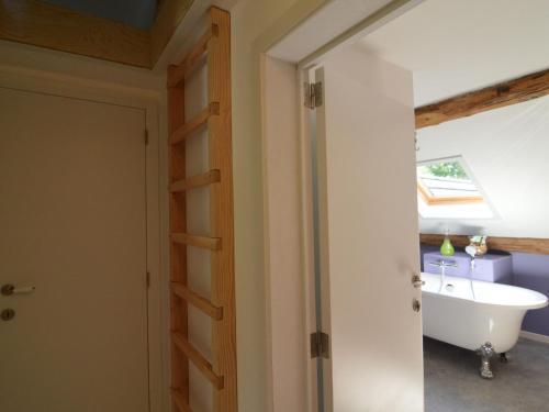 Oz Holiday Cottage