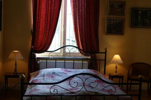 Hostal Chateau Neufays