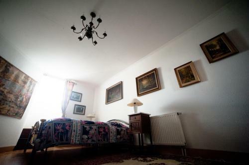 Hostal Chateau Neufays