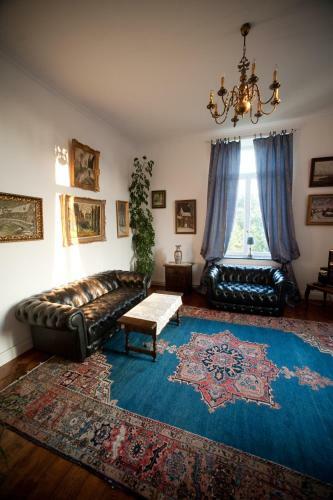 Hostal Chateau Neufays