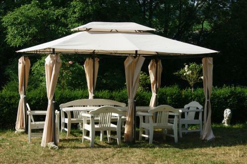 Hostal Chateau Neufays
