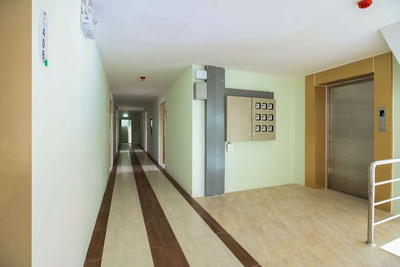 Hotel Oyo 243 The All Residence