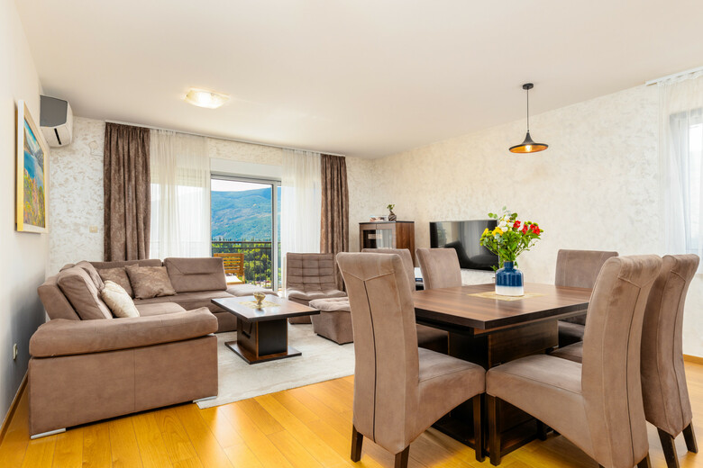 Apart Hotel Ms Katunjanin