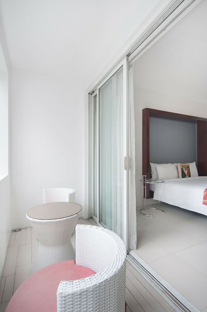 Hotel The Picasso Boutique Serviced Residences
