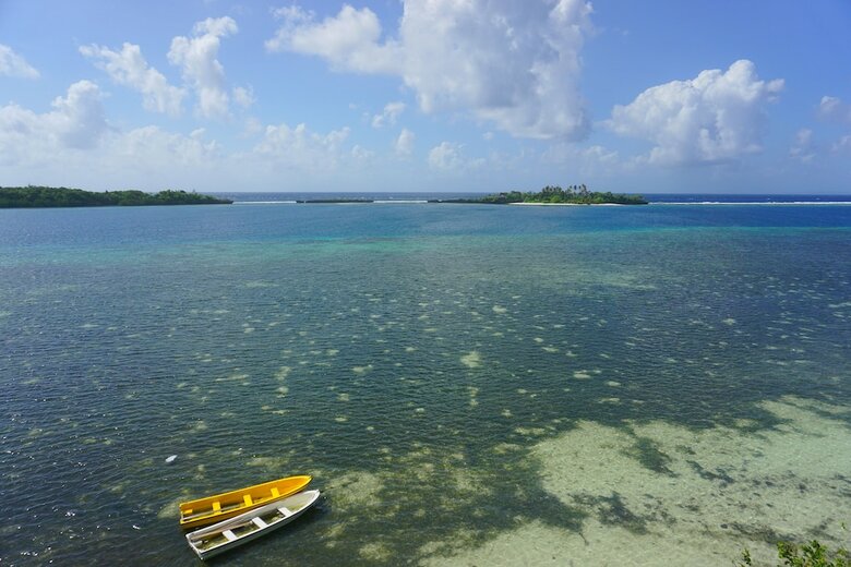 Bed & Breakfast Naya Matahora Island Resort