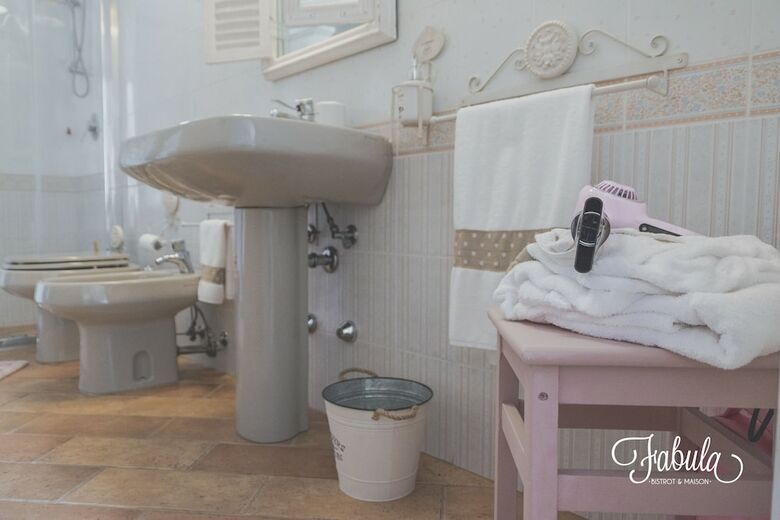 Bed & Breakfast Fabula Maison