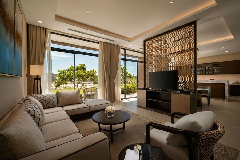 Hotel Wyndham Grand Kn Paradise Cam Ranh