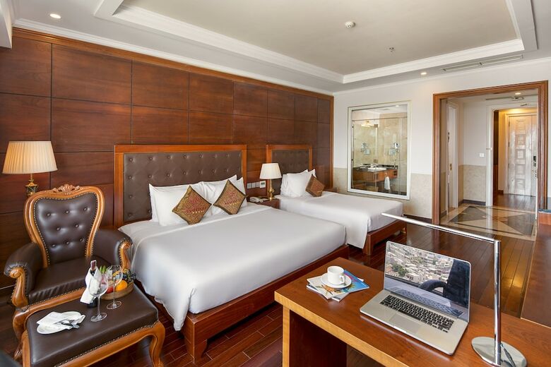 Hotel Hom - How Da Nang Airport