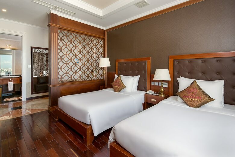 Hotel Hom - How Da Nang Airport