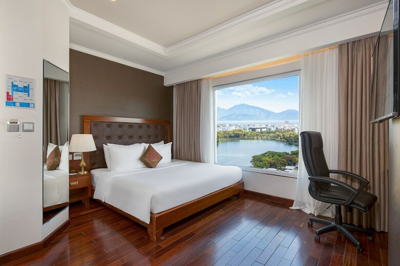 Hotel Hom - How Da Nang Airport