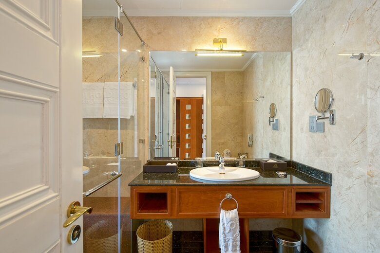 Hotel Hom - How Da Nang Airport