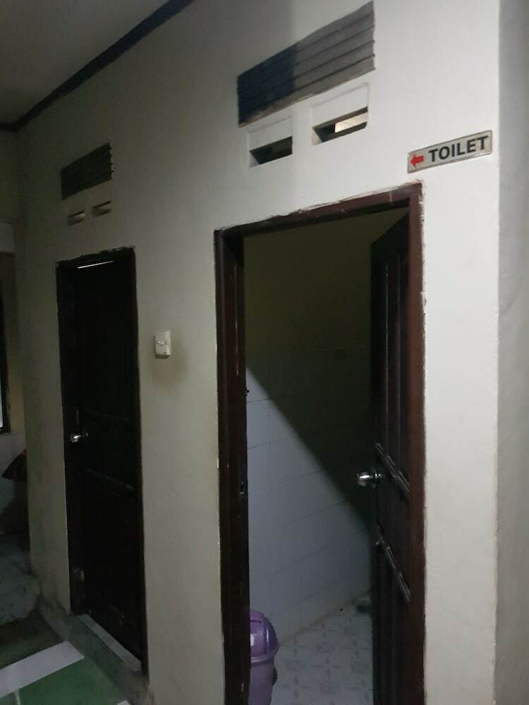 Hostal Oyo 761 Mahkota Intan Hotel