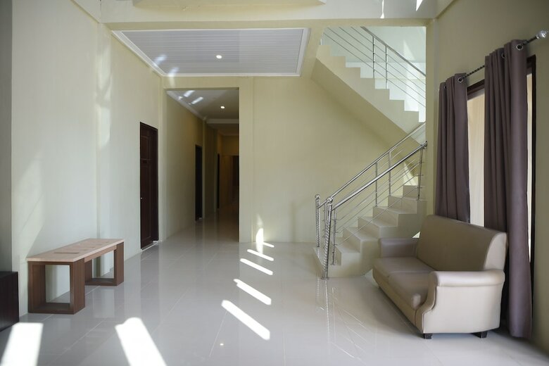 Hostal Oyo 1262 Sabang Fair Hotel