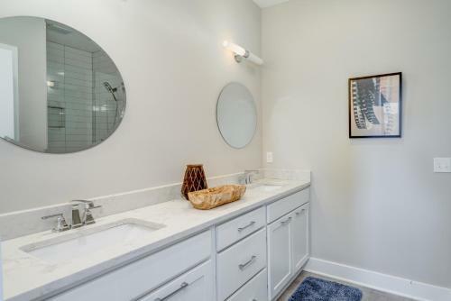 2nd Ave S Townhouse Unit C10