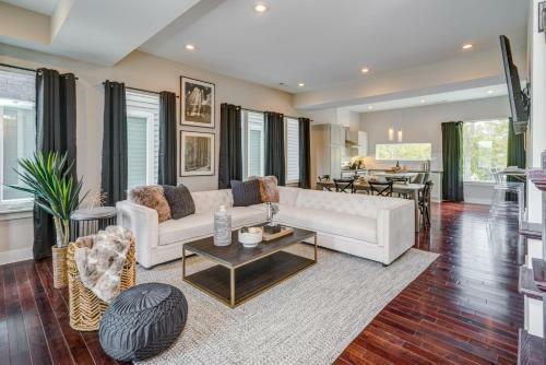 2nd Ave S Townhouse Unit C10
