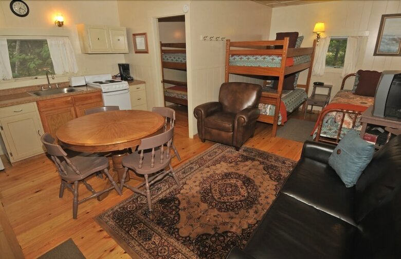 Posada Big Moose Inn Cabins And Campground