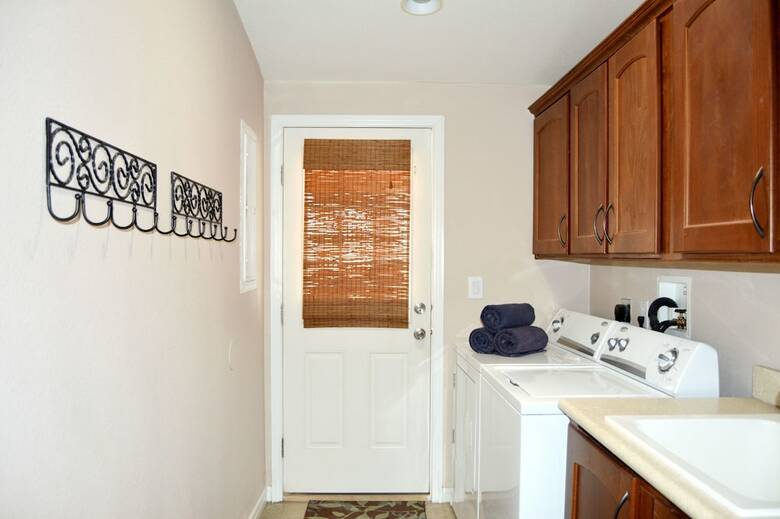 Aparthotel Gorgeous 3bd Havasu Home With Lake View