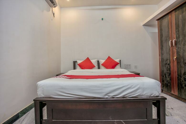 Hotel Oyo 35931 Leo's Home Stay