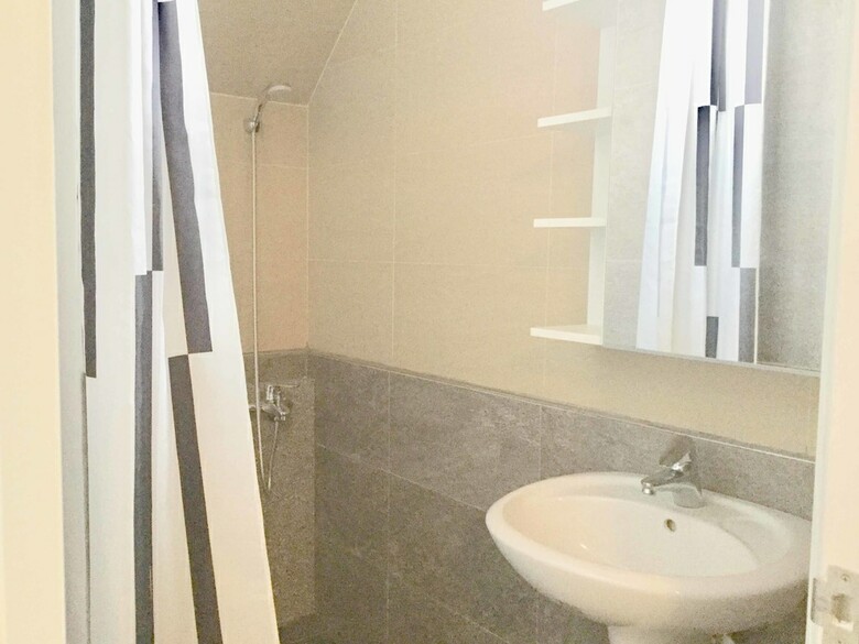 Hostal Hsr B&B