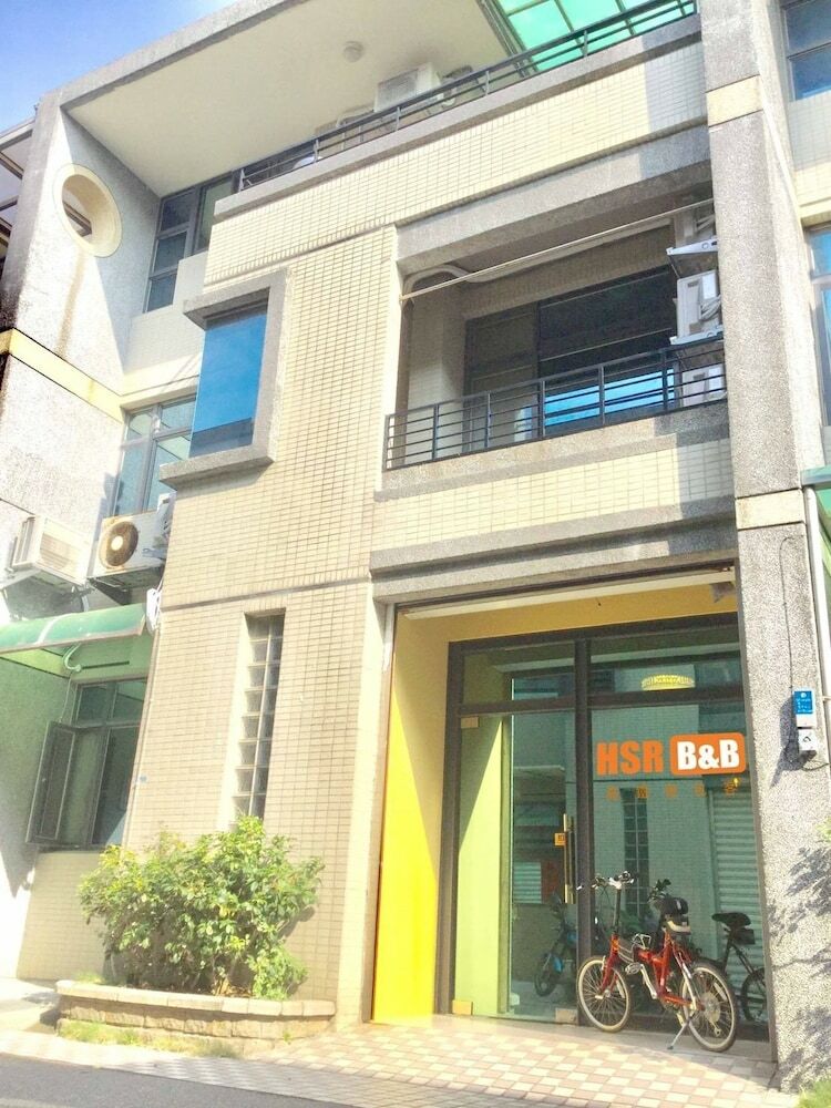 Hostal Hsr B&B