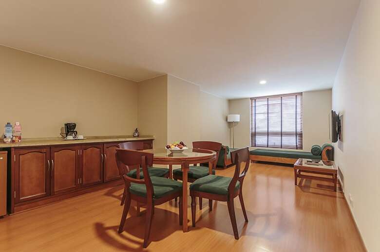 Hotel Suite Jones Estelar