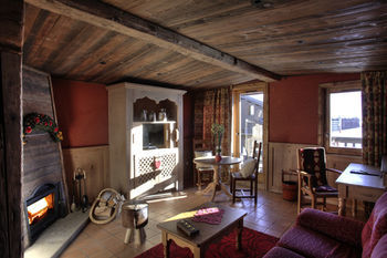 Hotel H�tel Les Suites Du Montana