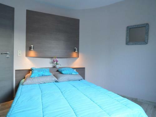 Lodge Holiday Home L Oree Du Lac Les Hautes