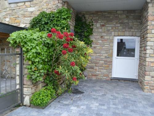 Lodge Holiday Home L Oree Du Lac Les Hautes