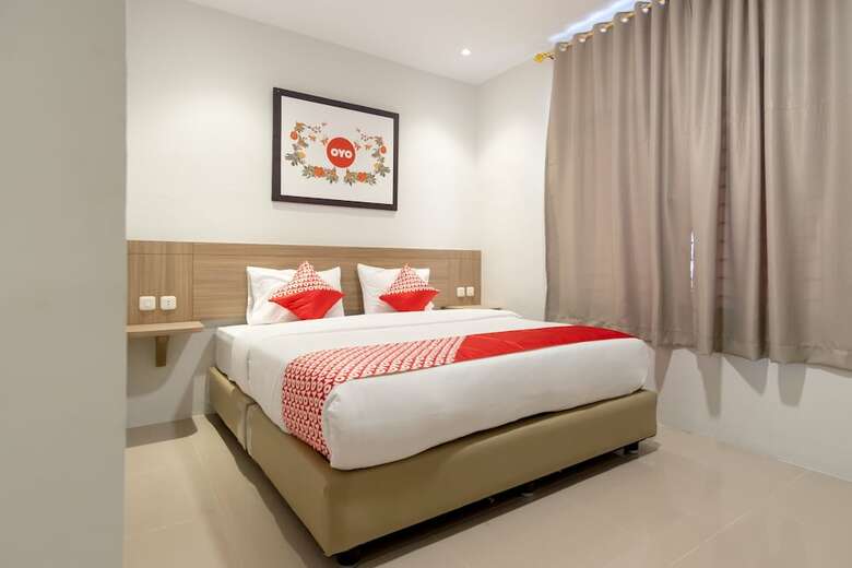 Hotel Oyo 938 Kingstone Guest House